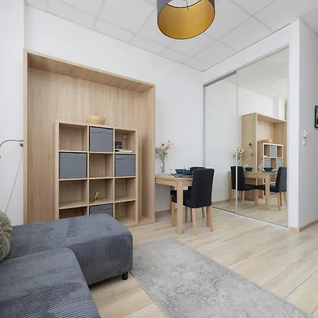 アパート Cosy With A Bath And Parking Space In By Renters *