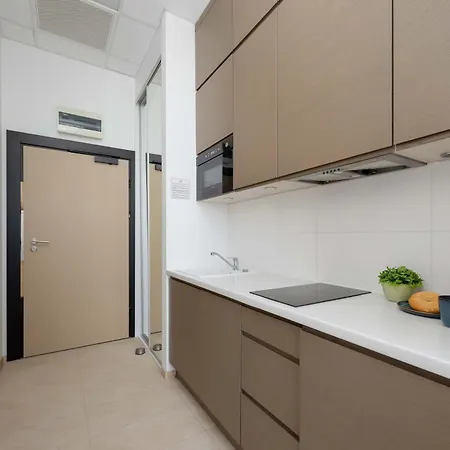 Cosy With A Bath And Parking Space In By Renters